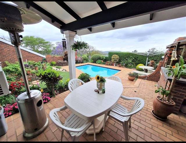 3 BEDROOM TOWNHOUSE SOLD IN PADFIELD PARK